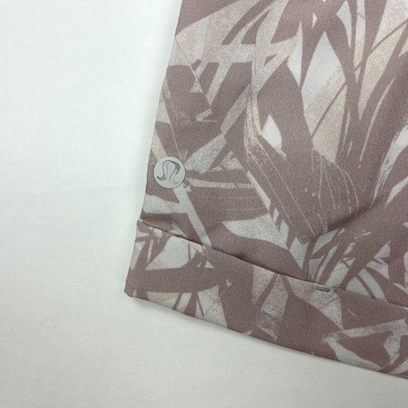 Lululemon Spring Break Away Short 4-way Stretch 3" Run Drawcord Pockets Women 4 - Picture 10 of 12